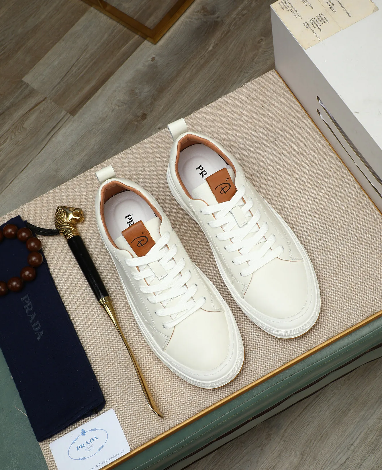 Men's men's shoes 💰420 high-end version. PRADA (Prada) men's casual style, compare the quality at the counter 🧚🏿♂️Imported cowhide fabric 🐎Water-dyed comfortable and soft cowhide lining for feet 🐂Genuine leather outsole with label 🎉 Size 38-44. Can be customized for 45💥🏆